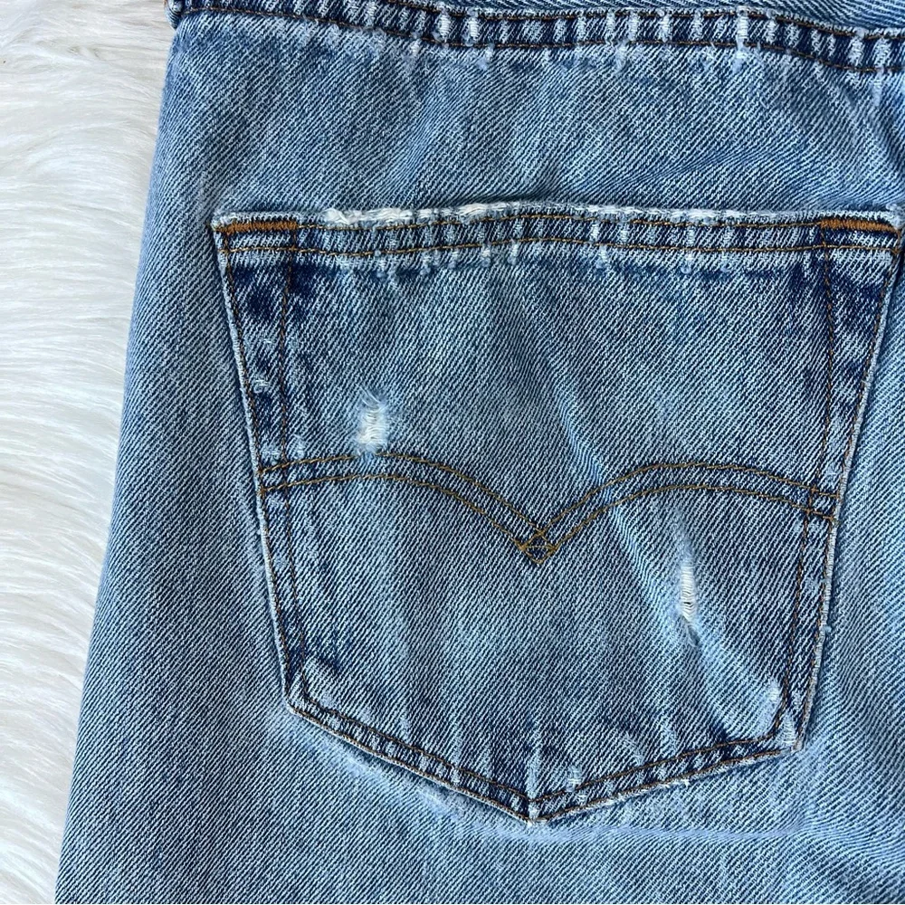 Levi's 501 Original Fit Button‎ Fly Non-Stretch Jeans
